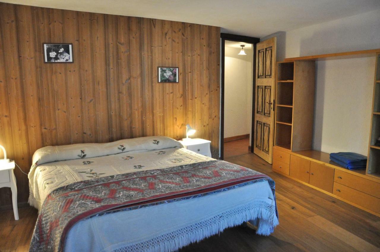 La Casa Dei Tre Gufetti Villa Introd Buitenkant foto